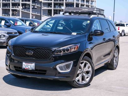 Used 2017 Kia Sorento FWD w/ LX Convenience Package