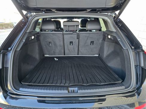 Used 2024 Audi Q4 e-tron Premium Plus image 53