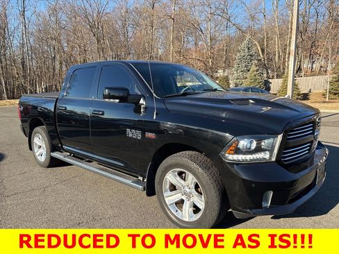 Used 2014 RAM 1500 Sport w/ Convenience Group image 9