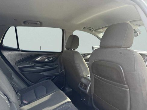 Used 2024 GMC Terrain SLE image 44