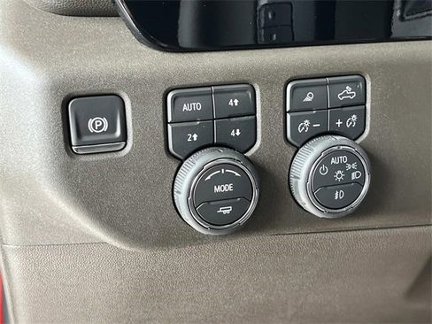 New 2026 Chevrolet Silverado 1500 LTZ w/ Z71 Off-Road Package image 26