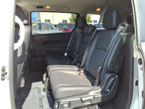 Certified 2025 Honda Odyssey EX-L image 15