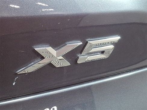 Used 2022 BMW X5 xDrive40i w/ Premium Package image 30