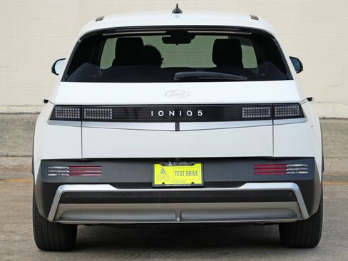 Used 2025 Hyundai Ioniq 5 SE RWD image 46