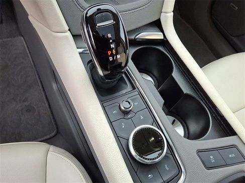 Certified 2024 Cadillac XT6 Premium Luxury image 13