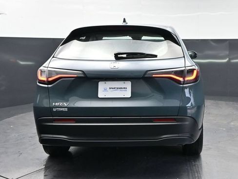 Used 2025 Honda HR-V LX image 6
