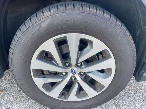 Used 2022 Subaru Outback Premium w/ Popular Package #1 image 18