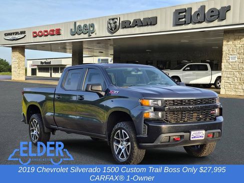 Used 2019 Chevrolet Silverado 1500 Custom Trail Boss w/ Custom Convenience Package AWD/4WD image 1