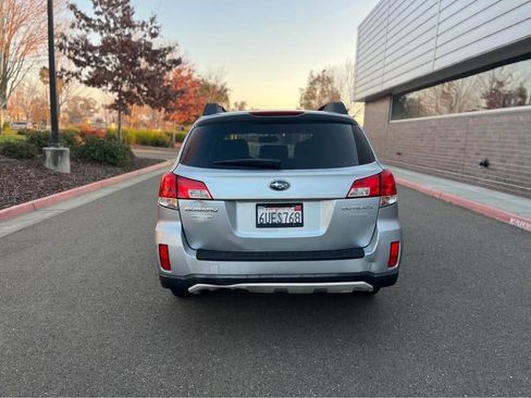 Used 2012 Subaru Outback 2.5i Premium image 15