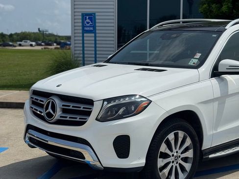 Used 2019 Mercedes-Benz GLS 450 4MATIC image 2