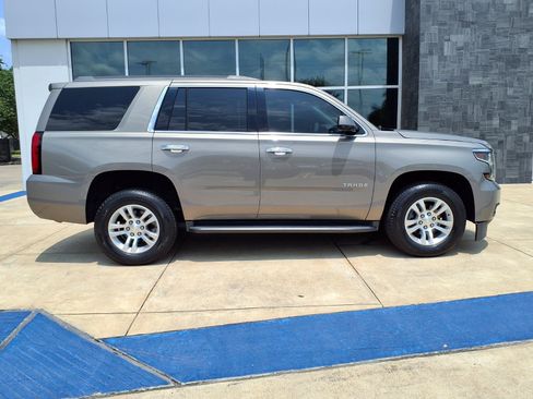Used 2018 Chevrolet Tahoe LS RWD image 25