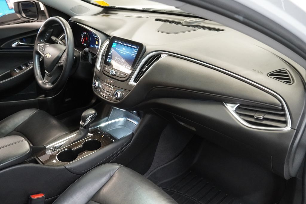 Used 2023 Chevrolet Malibu LT w/ Driver Confidence Package FWD image 26