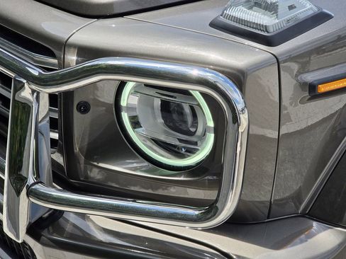 Used 2025 Mercedes-Benz G 550 image 9