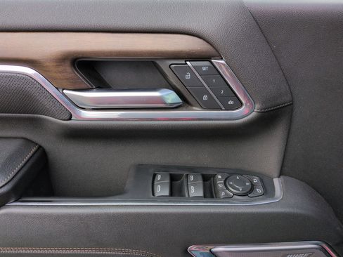 Certified 2024 Chevrolet Silverado 3500 High Country w/ Technology Package image 23