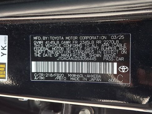 Used 2025 Toyota Prius LE FWD image 28