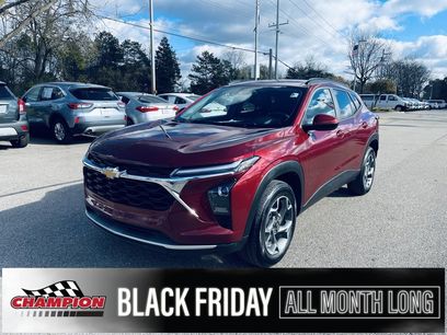 Used 2024 Chevrolet Trax LT w/ Driver Confidence Package