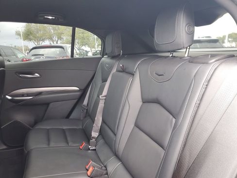 Used 2025 Cadillac XT4 Premium Luxury image 8