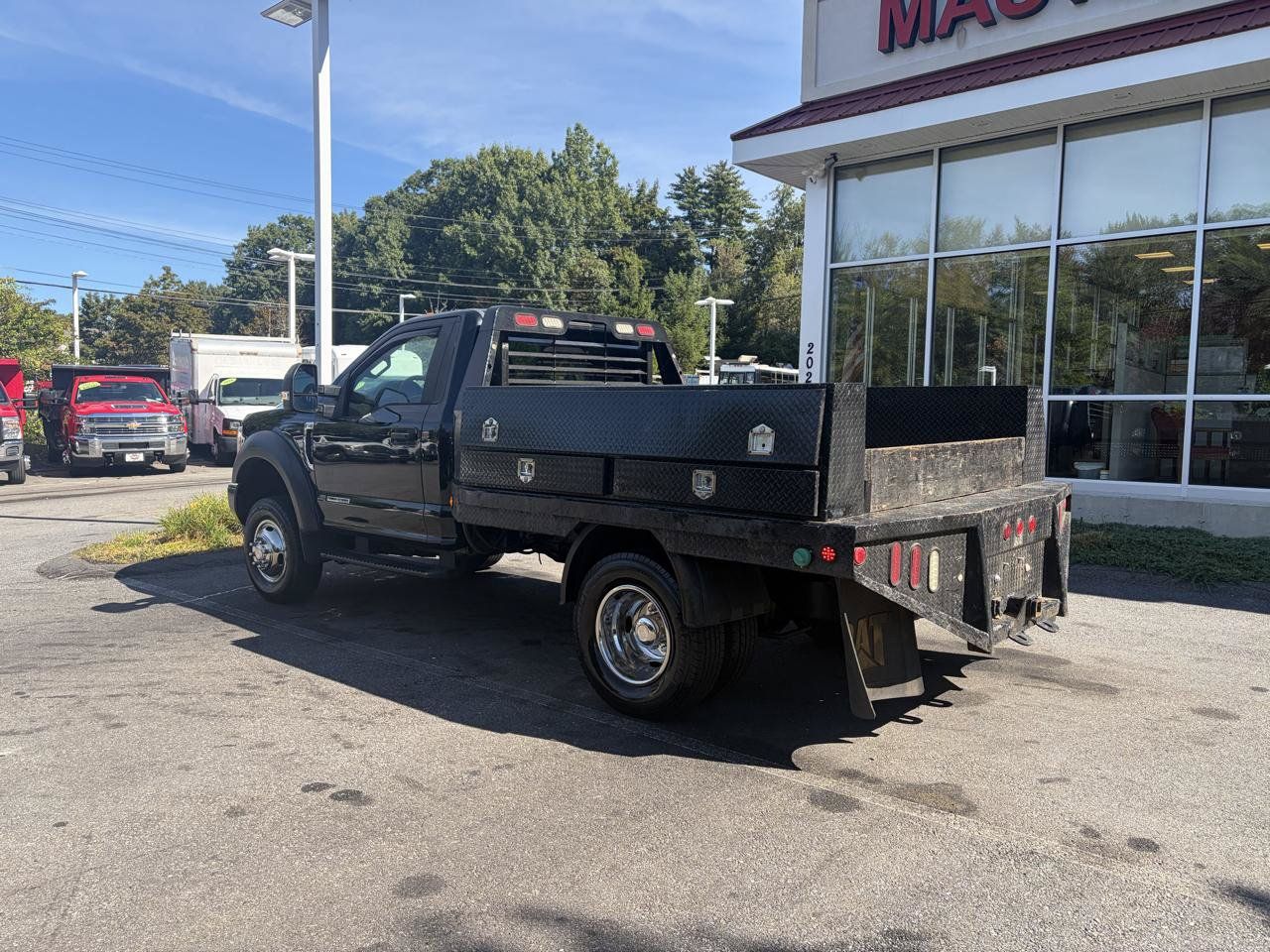 Used 2017 Ford F350 XL w/ Power Equipment Group AWD/4WD image 8