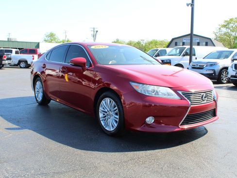Used 2013 Lexus ES 350 w/ Luxury Pkg FWD image 3