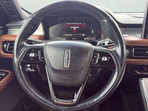 Used 2020 Lincoln Aviator Reserve RWD image 12