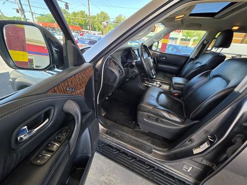 Used 2018 Nissan Armada SL w/ Moonroof Package AWD/4WD image 13