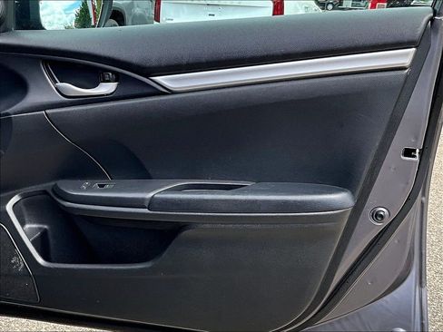 Used 2020 Honda Civic Sport image 12