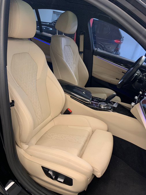 Used 2023 BMW 530i w/ Premium Package RWD image 70