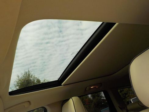 Used 2015 Jeep Grand Cherokee Overland w/ Trailer Tow Group IV image 23