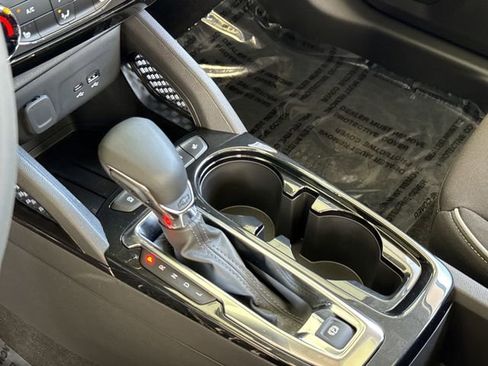 New 2026 Chevrolet TrailBlazer LT w/ LT Cold Weather Package FWD image 24