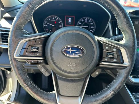 Used 2022 Subaru Outback Limited image 25