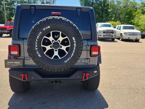 Used 2021 Jeep Wrangler Rubicon AWD/4WD image 6