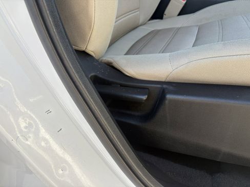 Used 2020 Honda CR-V LX image 18