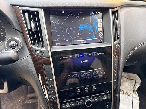 Used 2019 INFINITI Q50 Luxe w/ Essential Package (3.0T Luxe) AWD/4WD image 11
