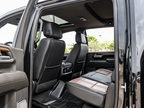 Used 2024 Chevrolet Silverado 2500 High Country w/ High Country Premium Package image 49