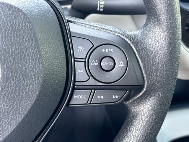 Certified 2026 Toyota Corolla LE FWD image 29