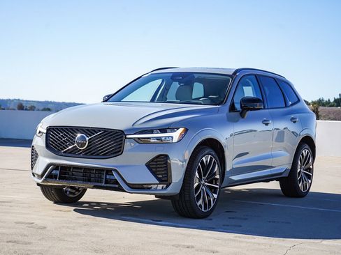 New 2026 Volvo XC60 B5 Ultra w/ Protection Package Premier AWD/4WD image 3