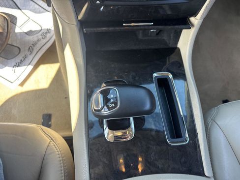 Used 2014 Chrysler 300 RWD image 22