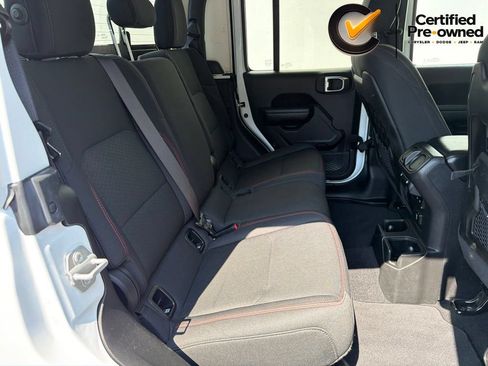 Certified 2021 Jeep Gladiator Rubicon AWD/4WD image 38