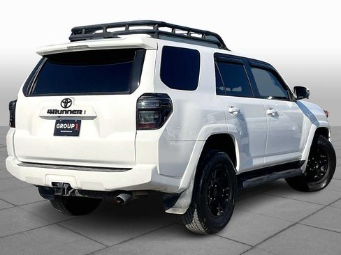 Used 2020 Toyota 4Runner SR5 Premium RWD image 12