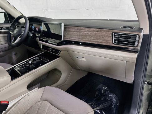 New 2026 Volkswagen Atlas SEL Premium R-Line AWD/4WD image 31