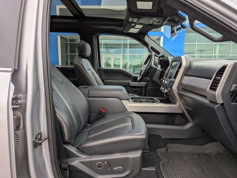 Used 2022 Ford F350 Platinum AWD/4WD image 44