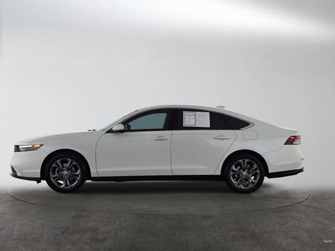 Used 2023 Honda Accord EX image 6
