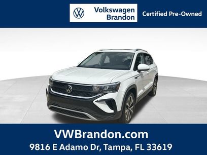 Used 2022 Volkswagen Taos SE w/ Panoramic Sunroof Package