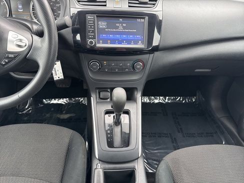 Used 2019 Nissan Sentra S image 2
