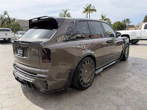 Used 2026 Rolls-Royce Cullinan AWD/4WD image 23