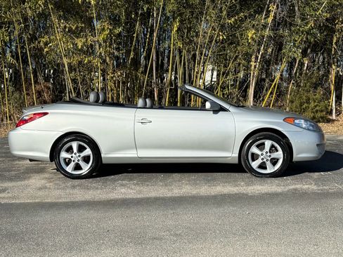 Used 2006 Toyota Solara SLE image 4