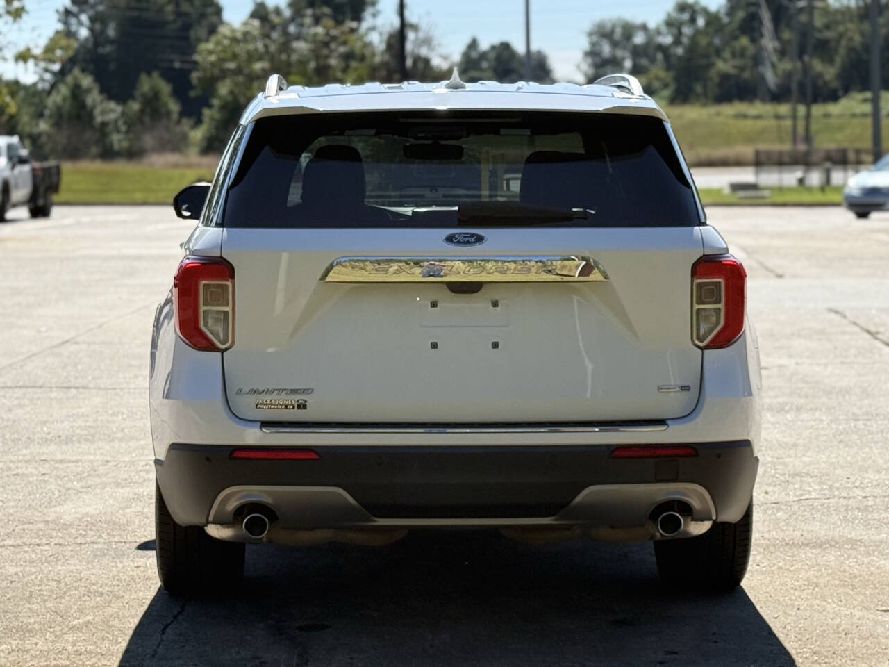 Used 2020 Ford Explorer Limited AWD/4WD image 4