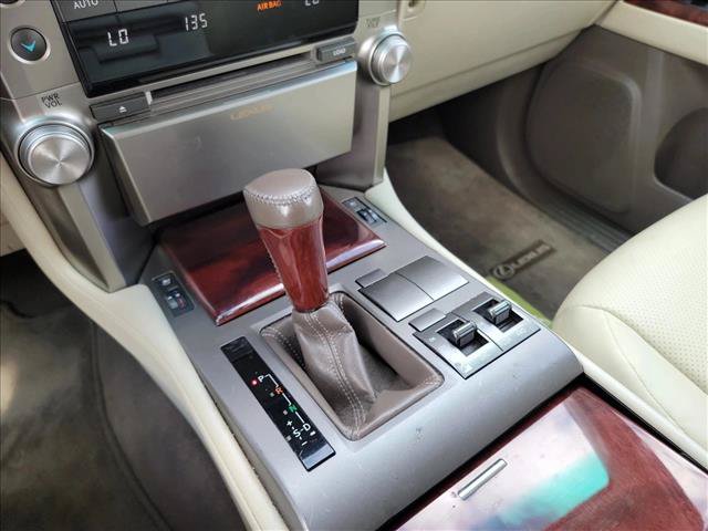 Used 2013 Lexus GX 460 w/ Comfort Plus Pkg AWD/4WD image 12