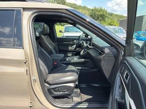 Used 2026 Ford Explorer Tremor w/ Tremor Ultimate Package AWD/4WD image 29