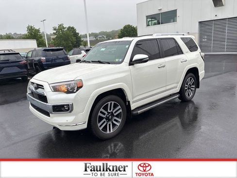Used 2023 Toyota 4Runner Limited AWD/4WD image 20